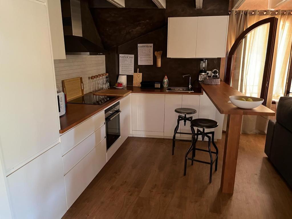 Comanegra Apartment Кастелфолит де ла Рока Екстериор снимка